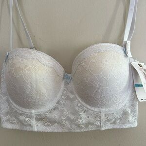 Jessica Simpson white lace trim underwire bra converts to strapless NWT